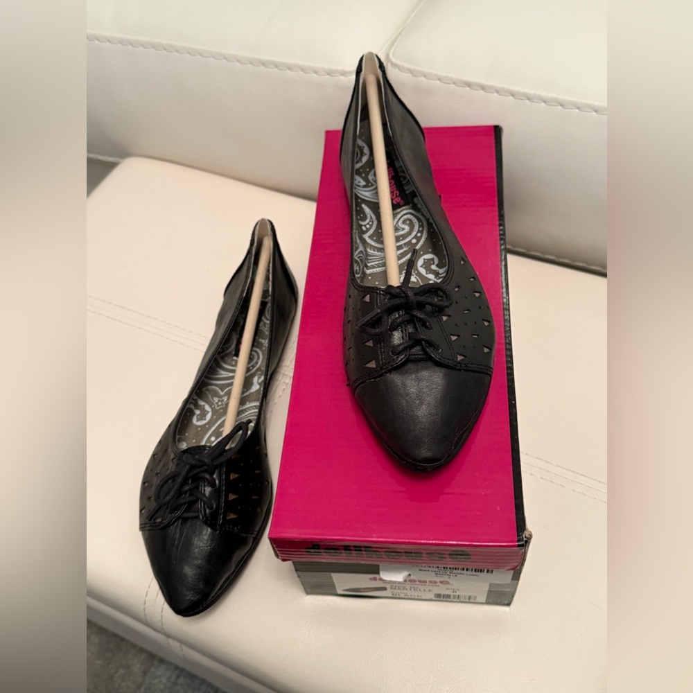Dollhouse lace up flats size 8